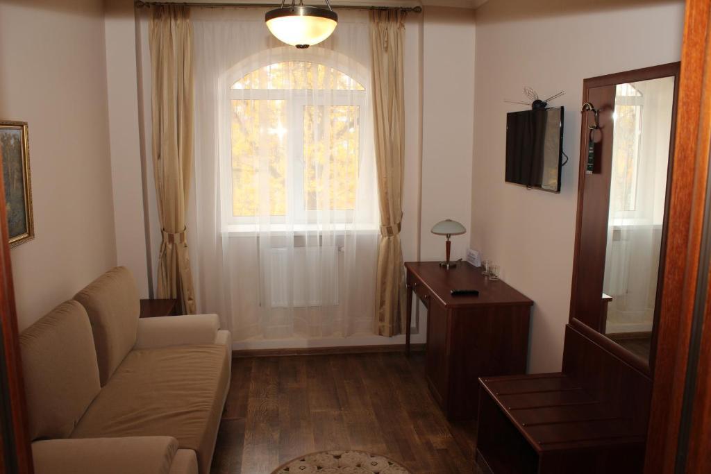Hotel Stanislaviv Iwano-Frankiwsk Zimmer foto